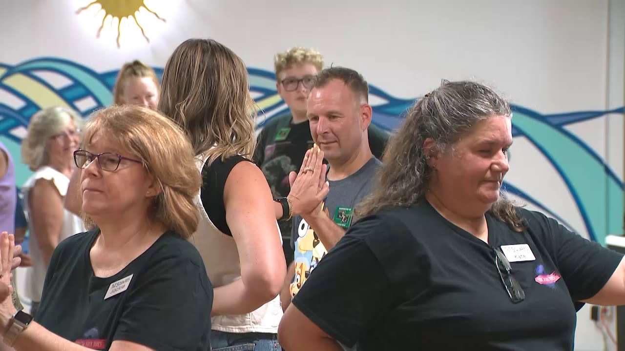 NH Chronicle: Square Dancing