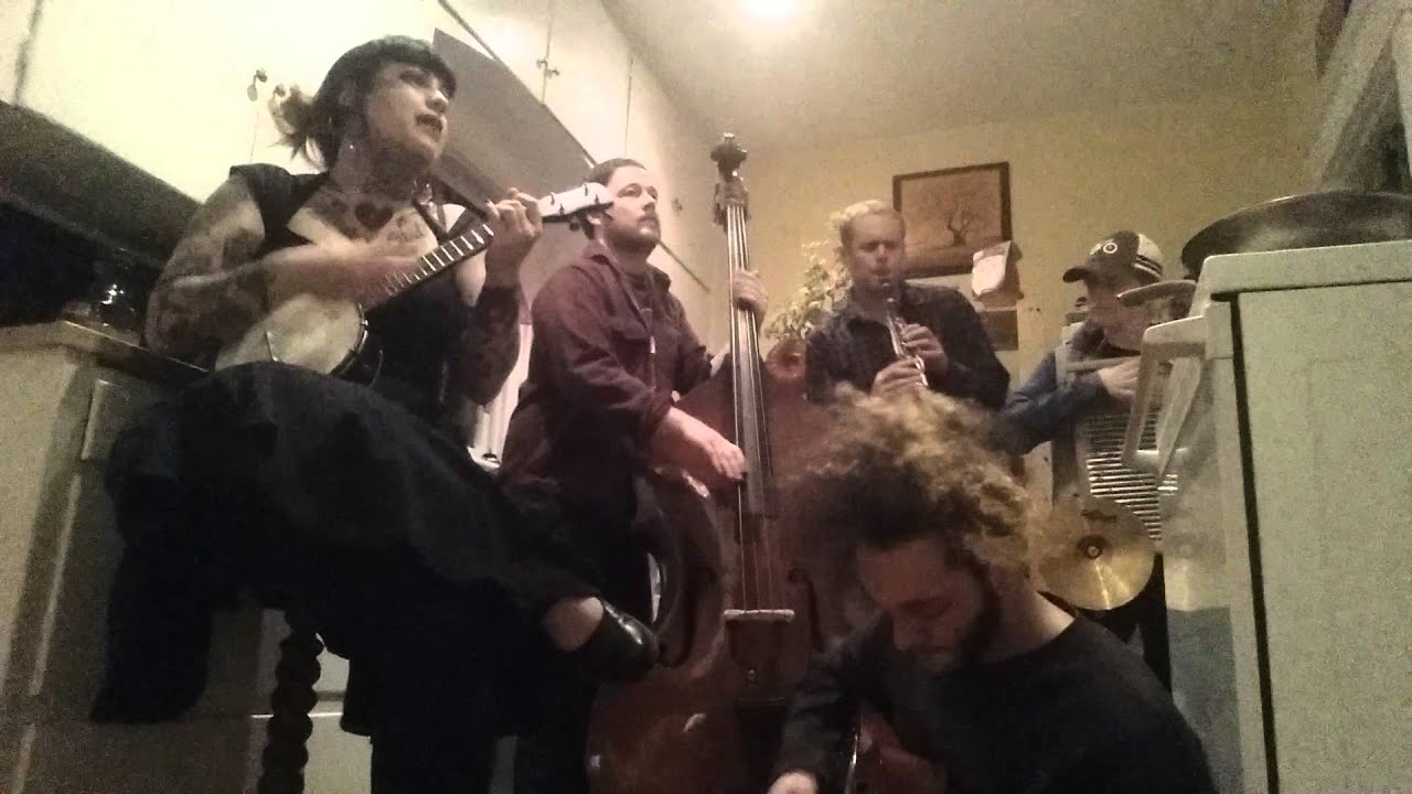 The Bridge City Sinners, Saint James infirmary, surprise at :40.