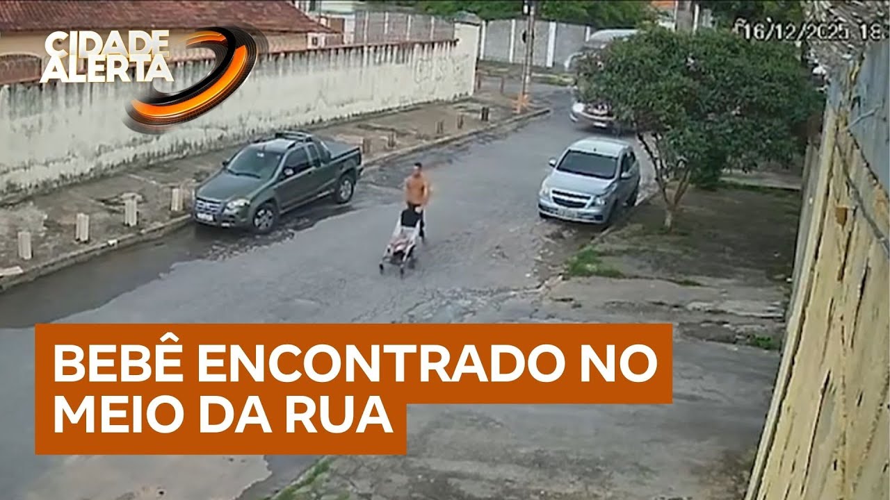 Bebê é encontrado abandonado pelo próprio pai dentro de carrinho no meio da rua