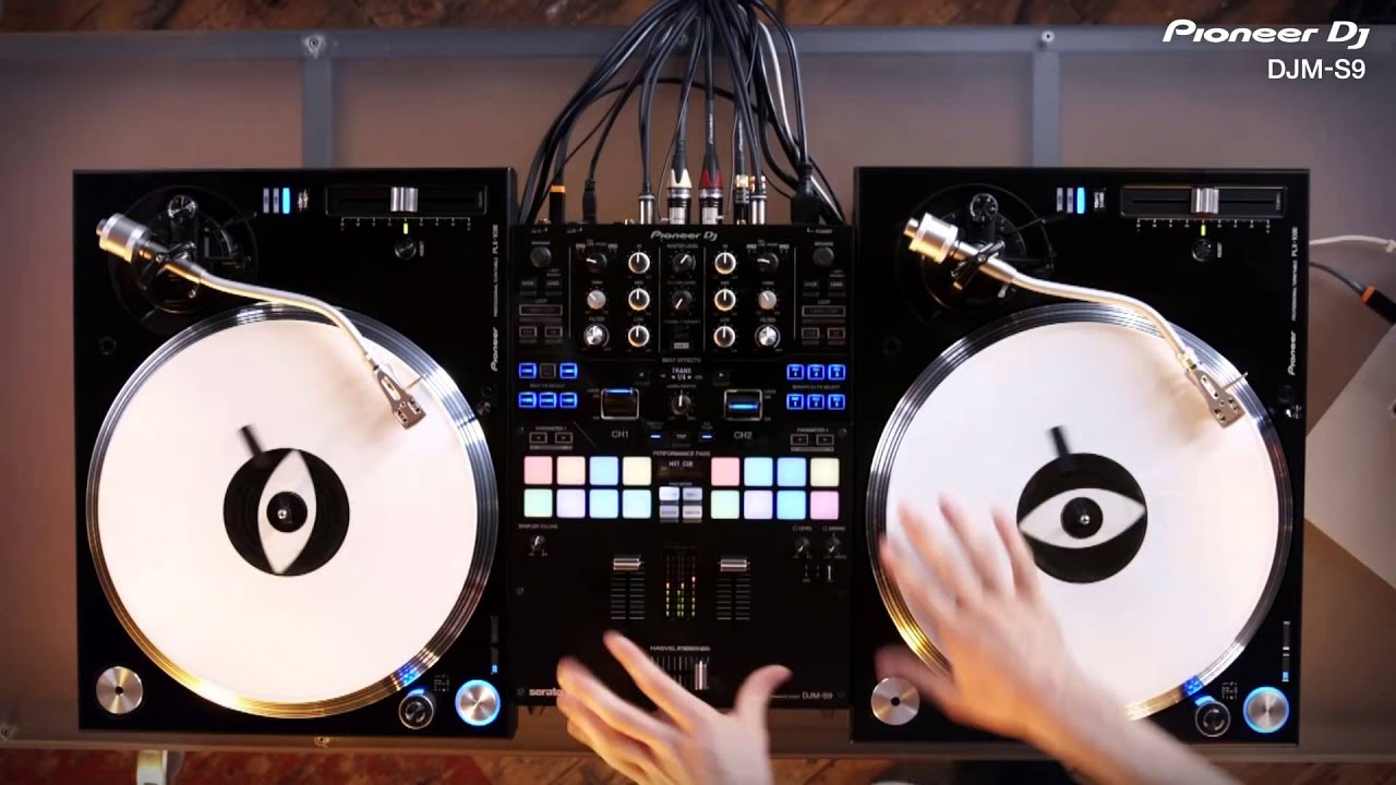 Pioneer DJM-S9 - Профессиональный скретч микшер для Serato Dj