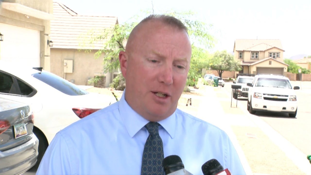 Authorities searching for man who shot two people on Tucson's northwest side