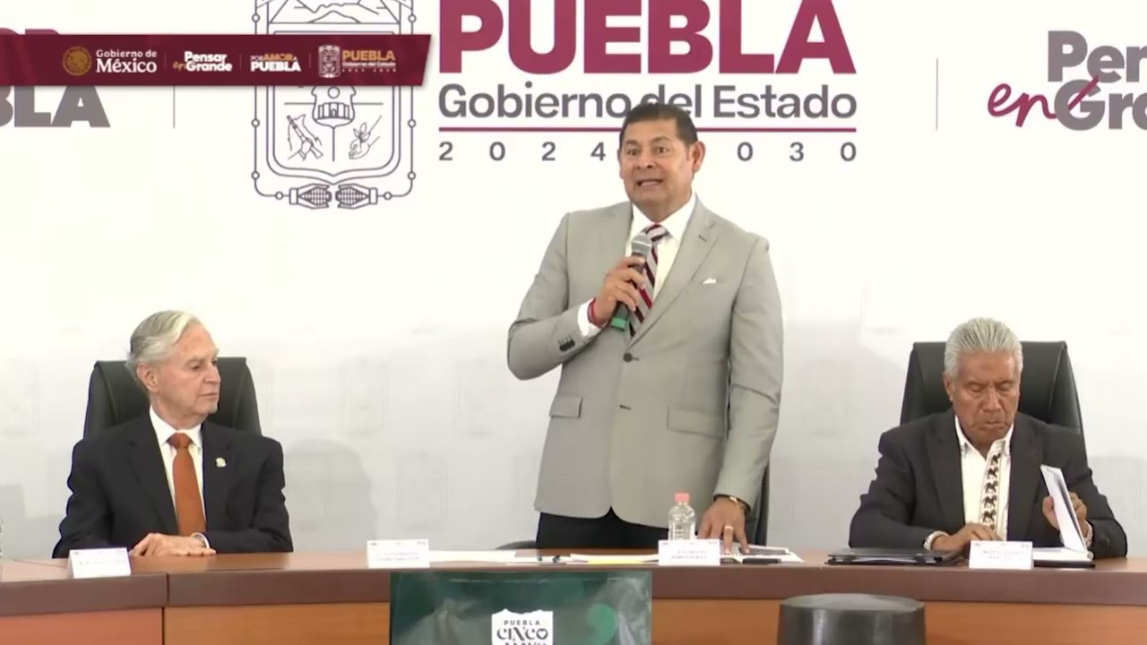 🎓📘 Fortalecer la educación también impulsa el desarrollo de Puebla.