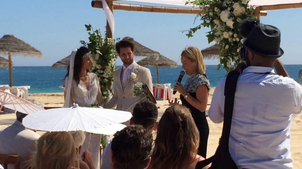 Jackie & Pete's Deserted Island Wedding