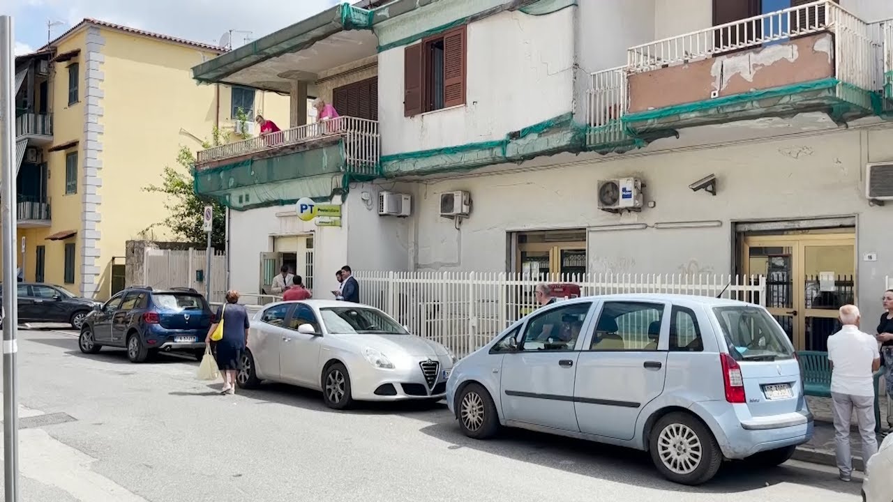 Villaricca, banda del buco alle poste ma va via a mani vuote
