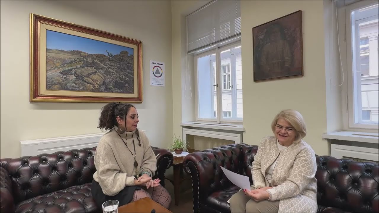 Entrevista a Roxana Velasco, fundadora del Colectivo LATAM 🌸. CAFÉ CON LA EMBAJADA EP. 5