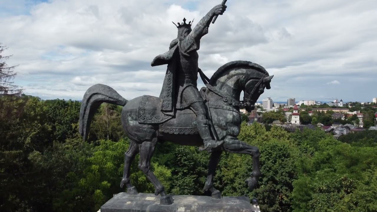 Stefan cel Mare - statuia ecvestra S03 - 2025
