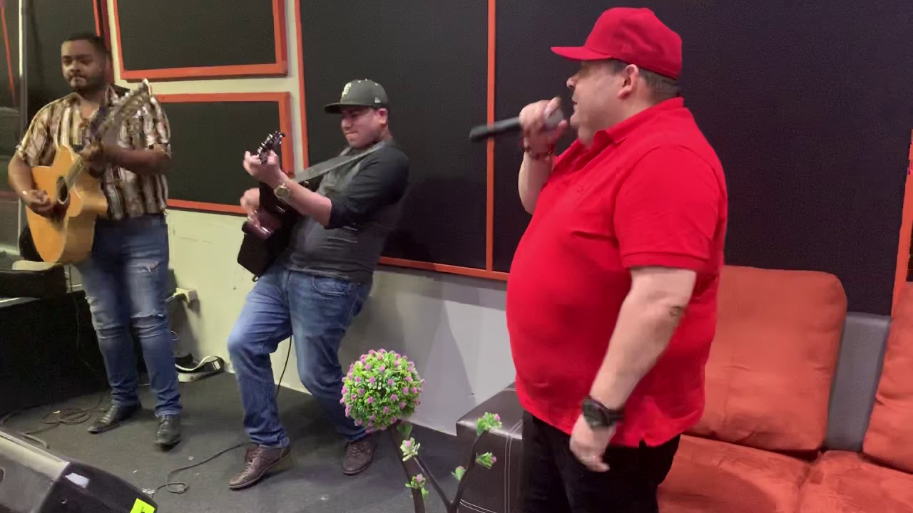 Prohibido En Vivo Con Guitarras su Amigo El Coyoton