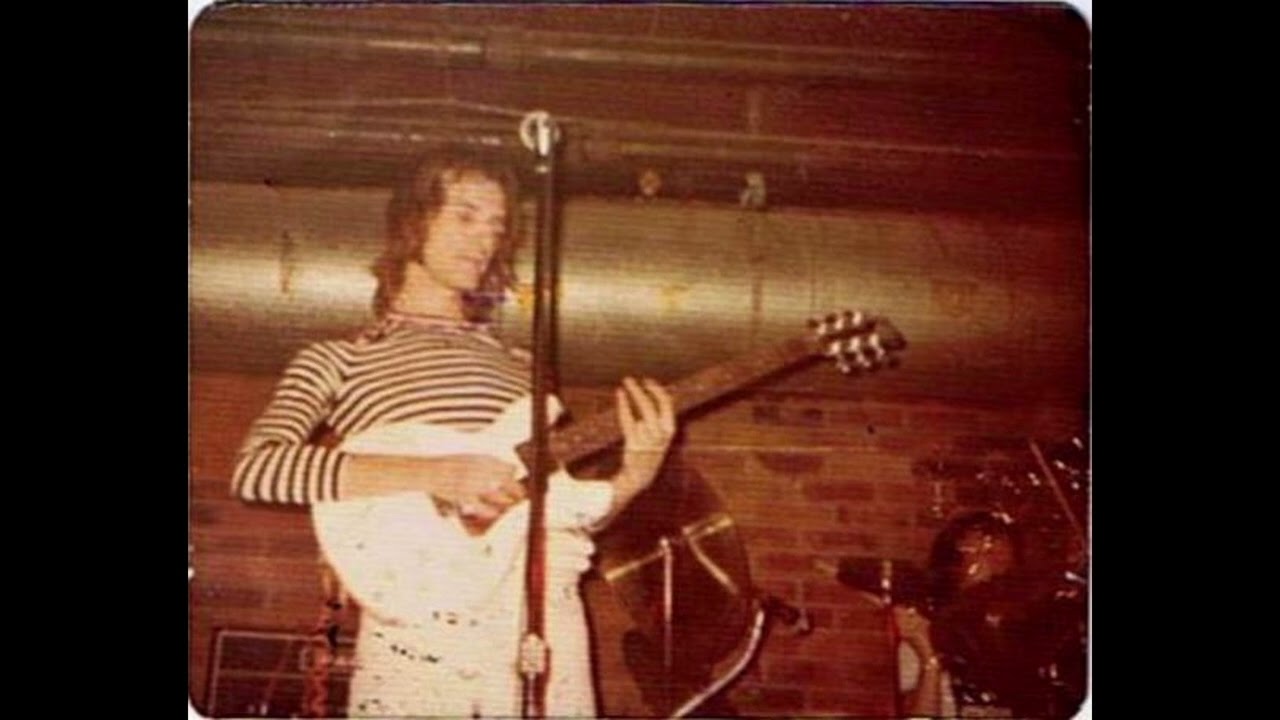 Max Webster - 1975.09.02 Gasworks Tavern, Toronto, ON [NEW TRANSFER AND REMASTER]