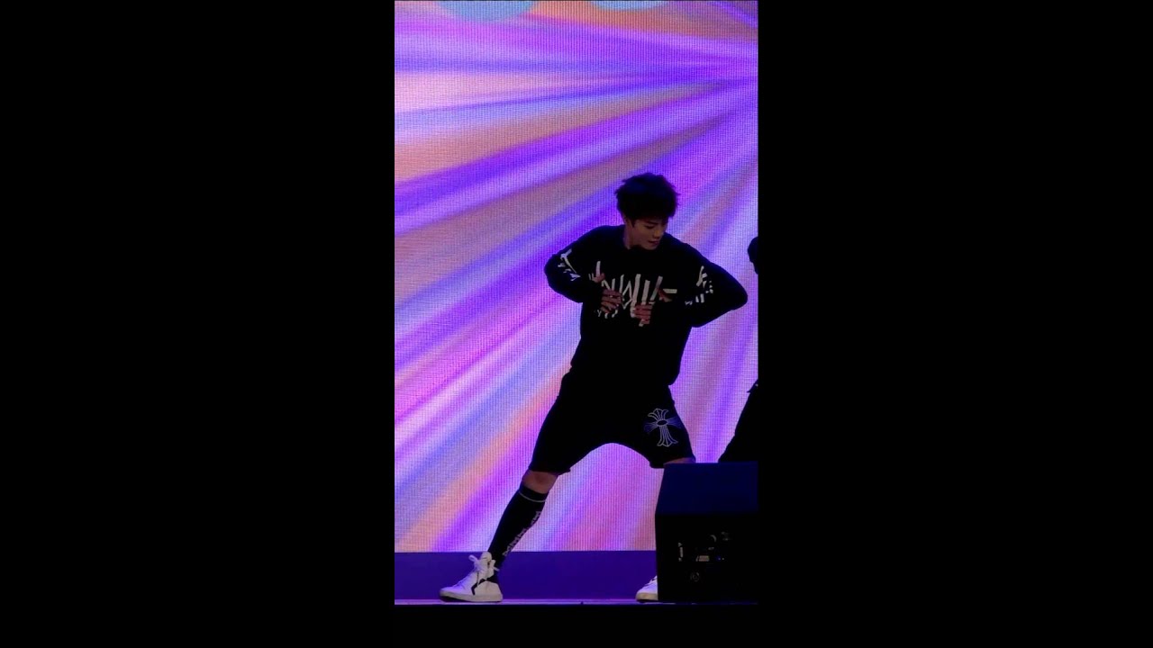 [직캠/FanCAM] 141228 롯데월드 판타지오 아이틴 문빈(MOON BIN) Dance Performance
