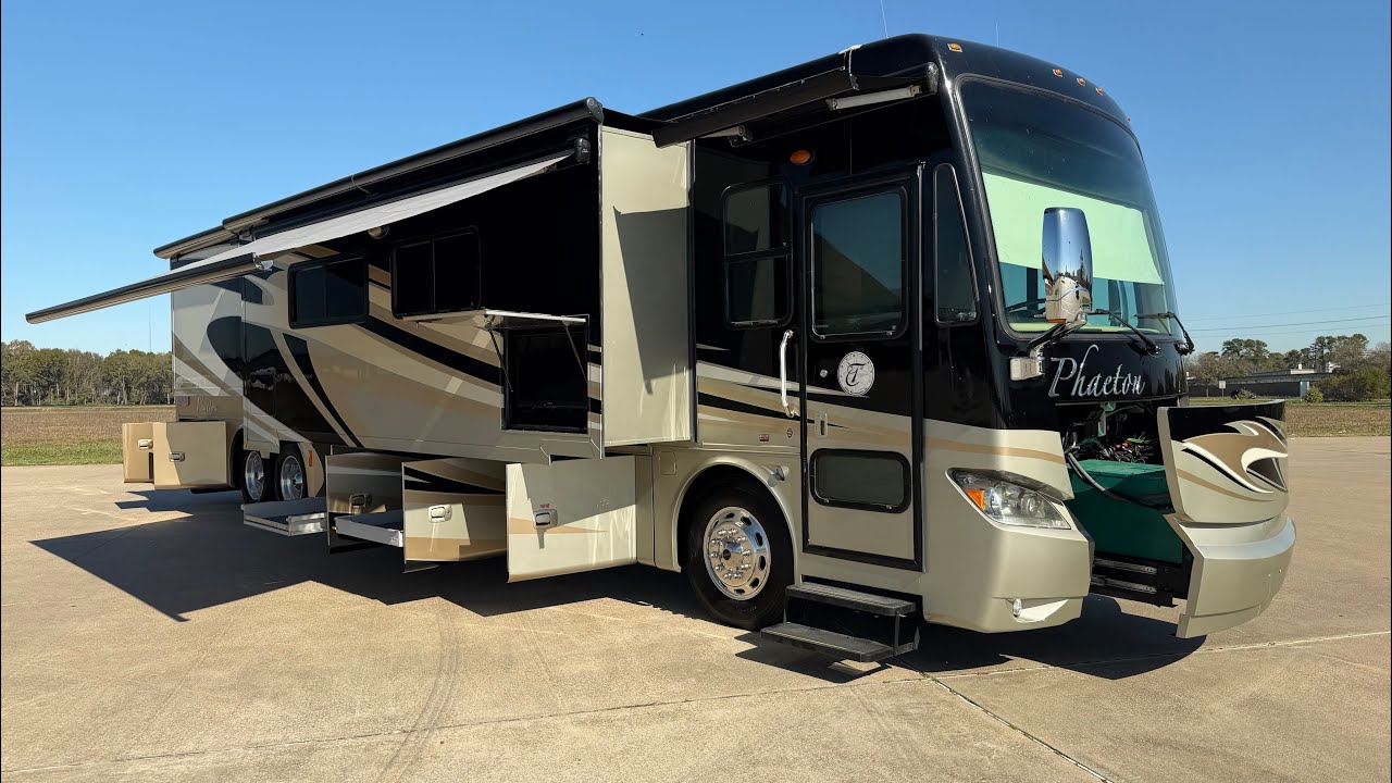 2013 Tiffin Phaeton 42 LH For Sale $139,995 at RV Dealer in Houston, TX . Top Choice RV