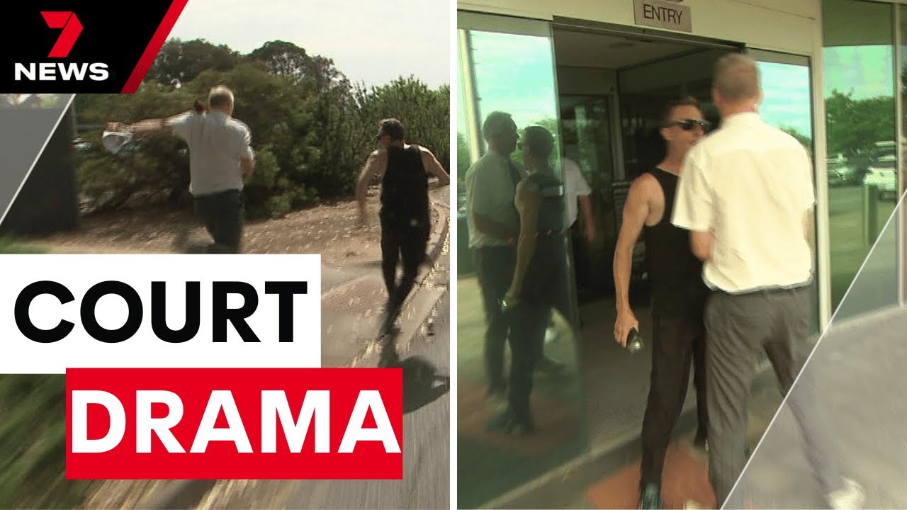 Robert De Jonge asks reporter on date after being chased outside court | 7NEWS