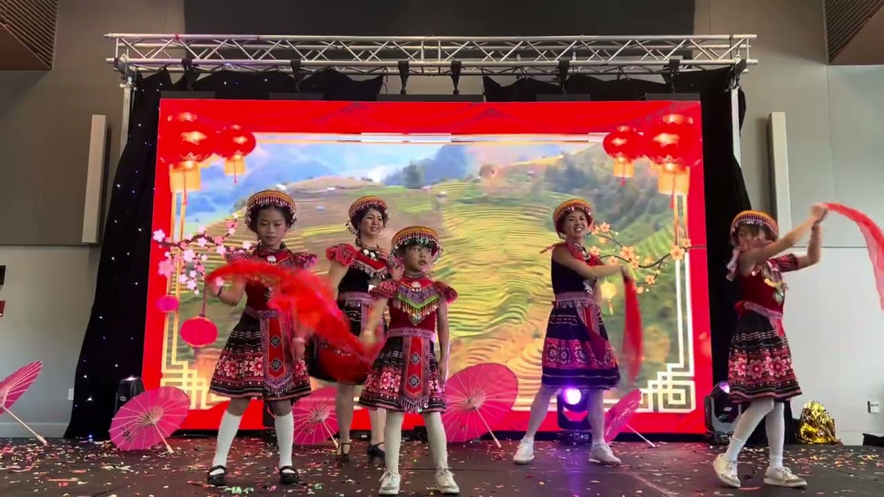 Mị giữa trời xuân (Mash up Đi giữa trời rực rỡ & Để mị nói cho mà nghe)- Tet Vietbay 2026