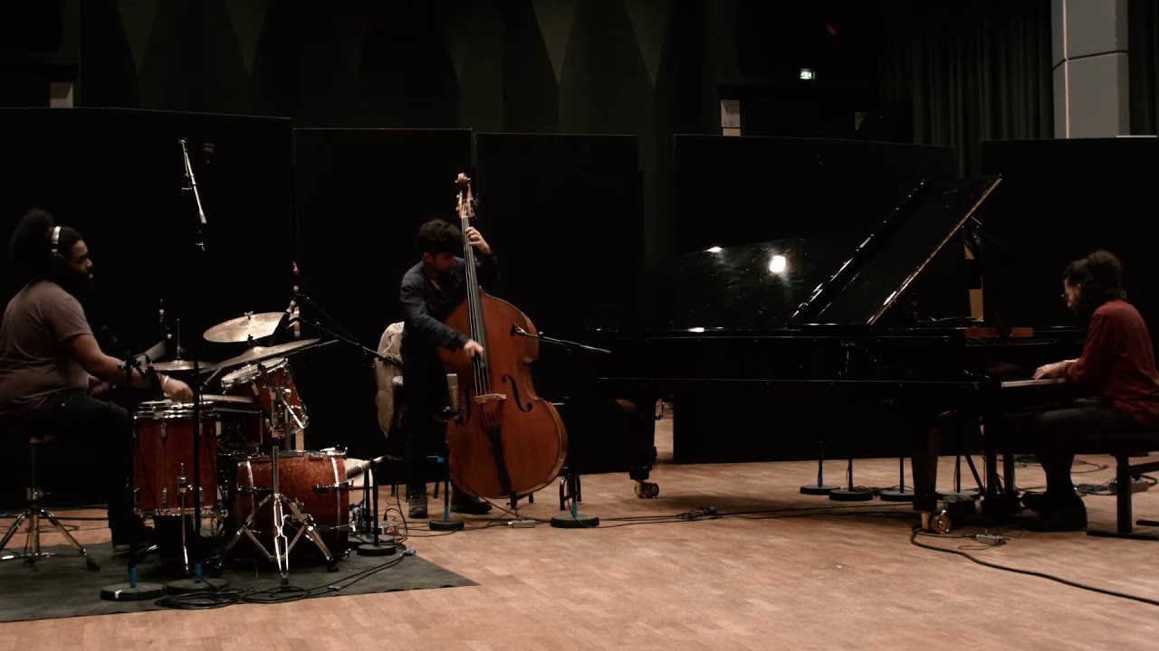 Yessaï Karapetian - “Impressions” (John Coltrane) (France / Armenia, Сategory E, Ensemble)