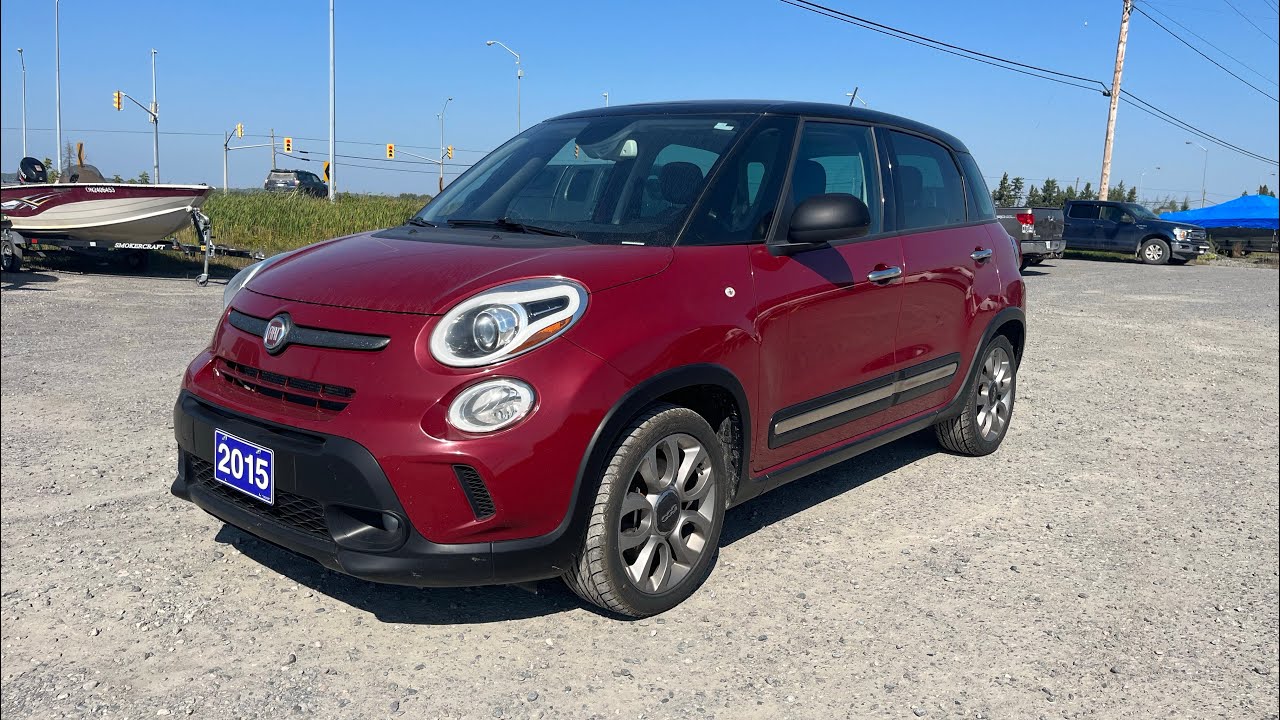 2015 Fiat 500L Trekking: Start Up, Exterior, Interior & Full Review