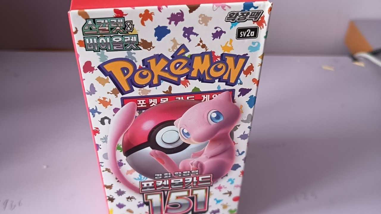Abriendo sobres de Pokémon de la colección 151
