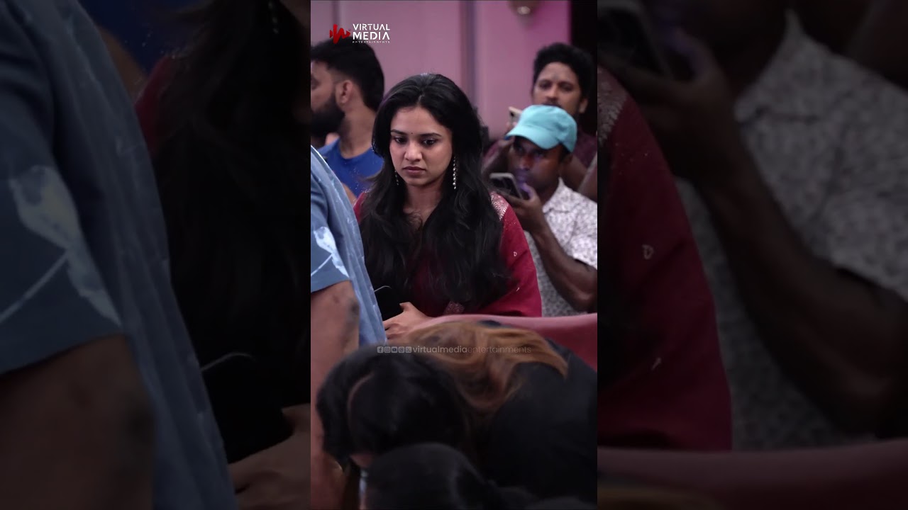 മഞ്ജു ചേച്ചിയോട് യാത്ര പറയുന്ന മീനാക്ഷി☺| #meenakshidileep #manjupillai