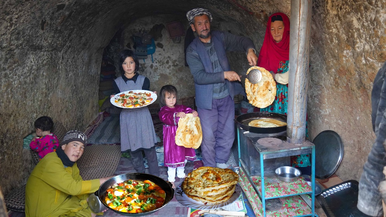 Survive and Sleep inside Cave in Cold Winter | Cooking Village Style Food |Afghanistan Village life