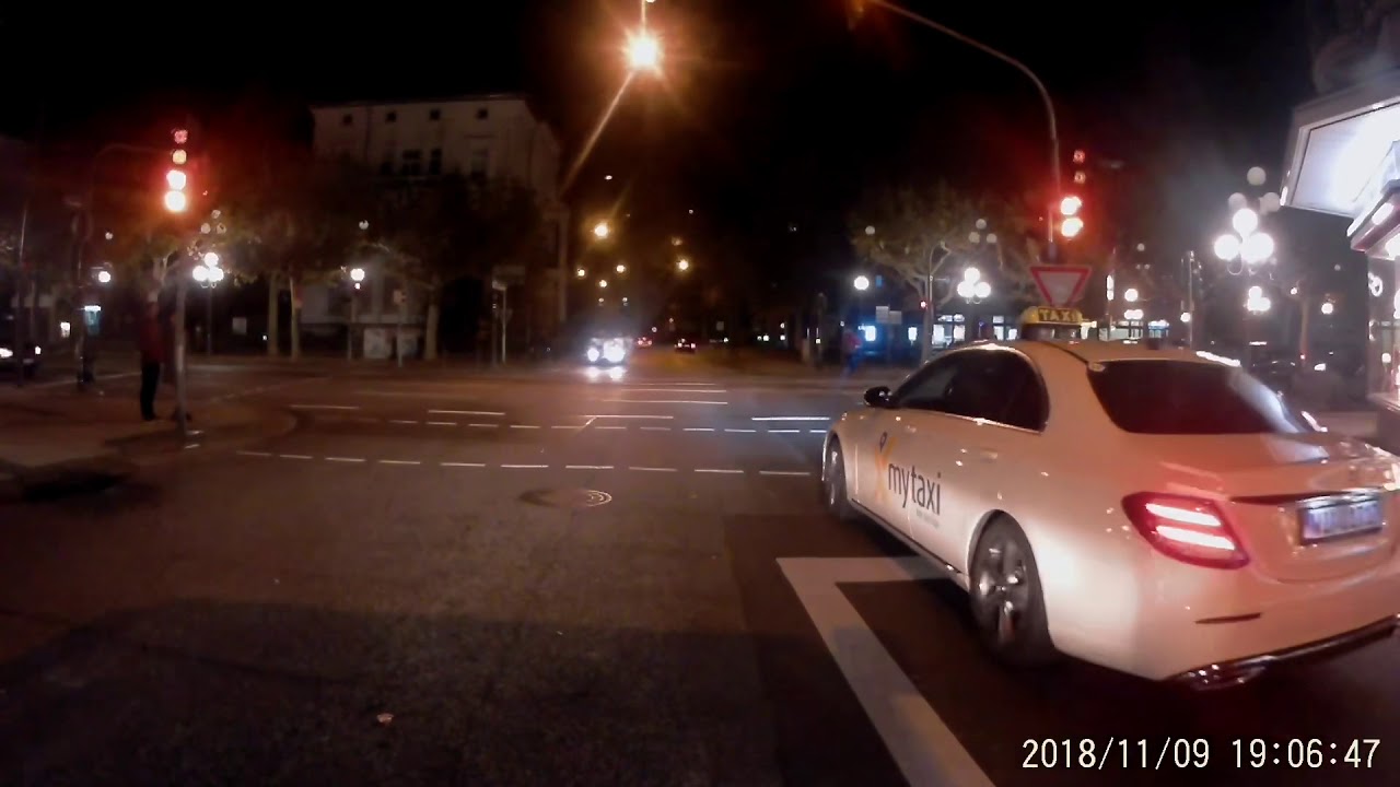 Wiesbaden: Linie 8 von der Steinberger-Str. &uuml;ber Dambachtal zum Bahnholz