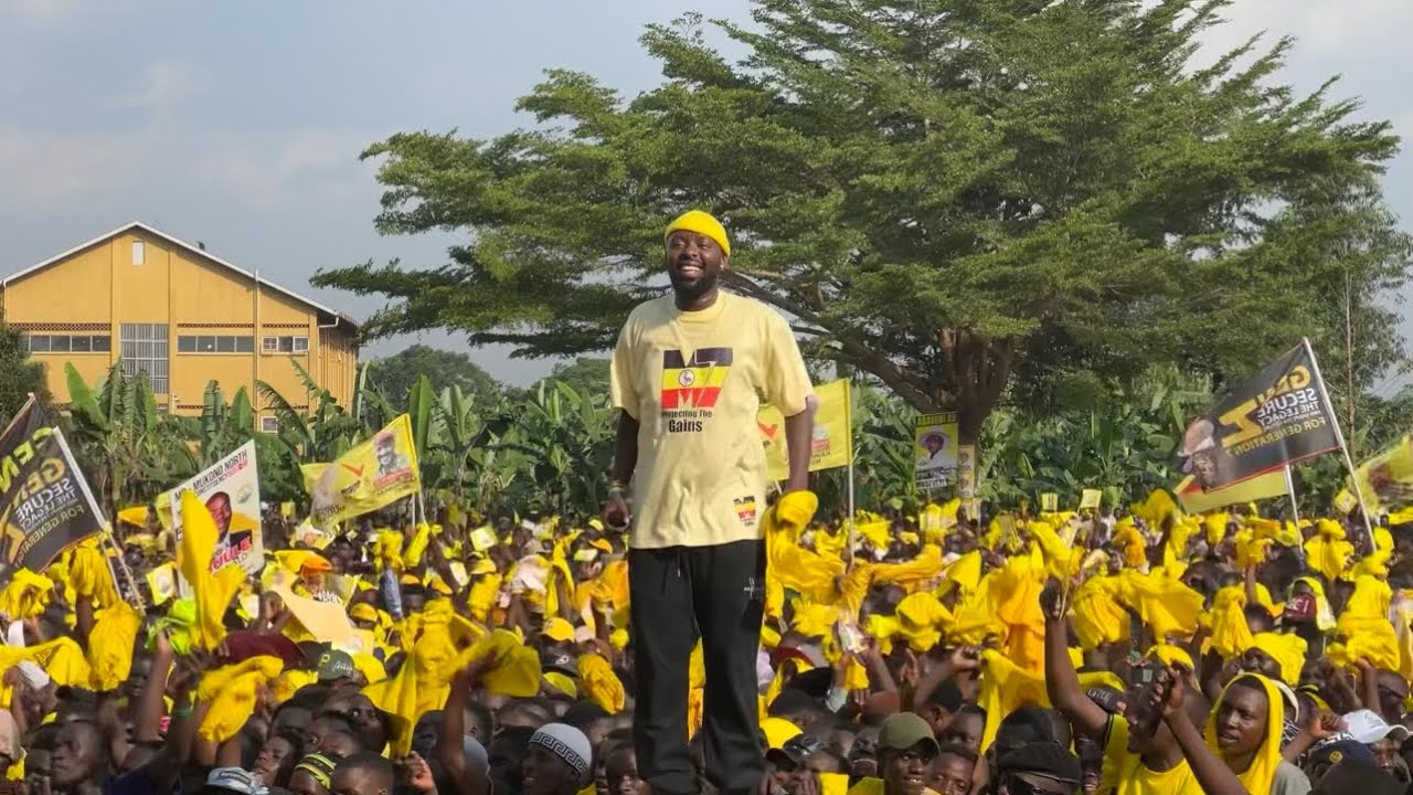 Eddy Kenzo Live Performance as H.E. Museveni Arrives at NRM Presidential Campaigns | Mukono