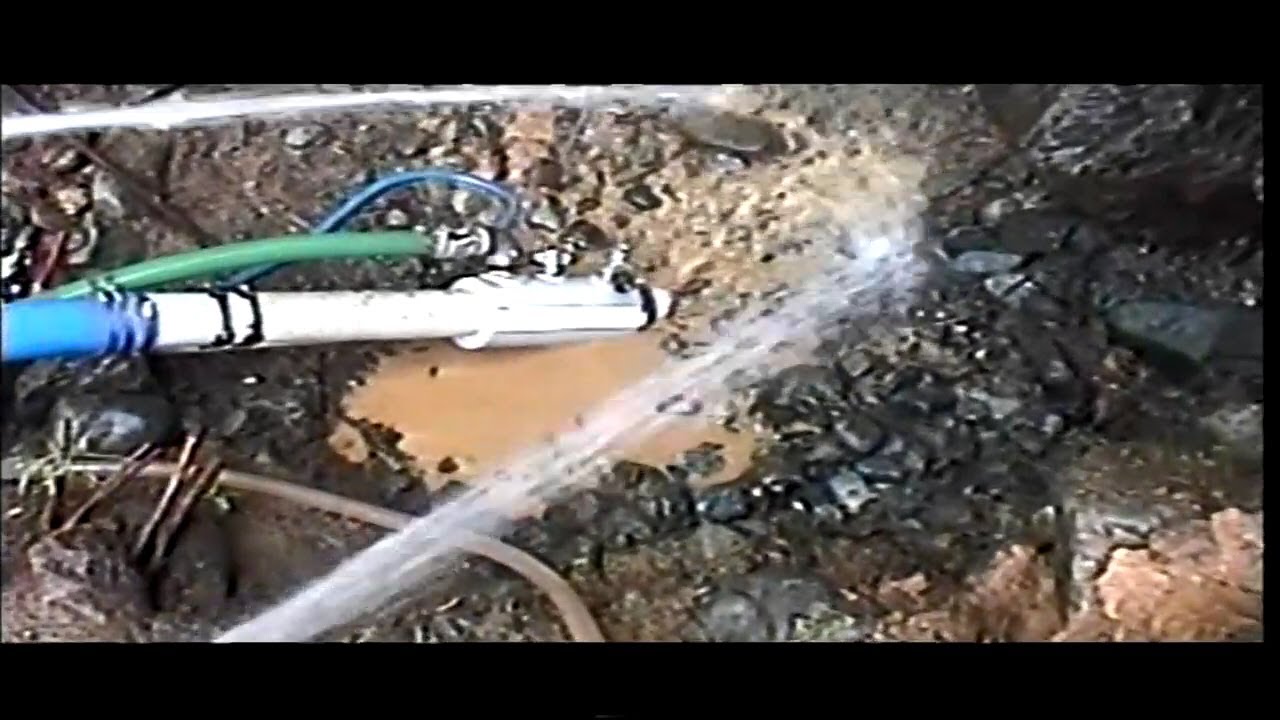 Gold Mining in Ancient Channel Gravel Galice Oregon w the Vortxrex Highbanking Dredge July 2006
