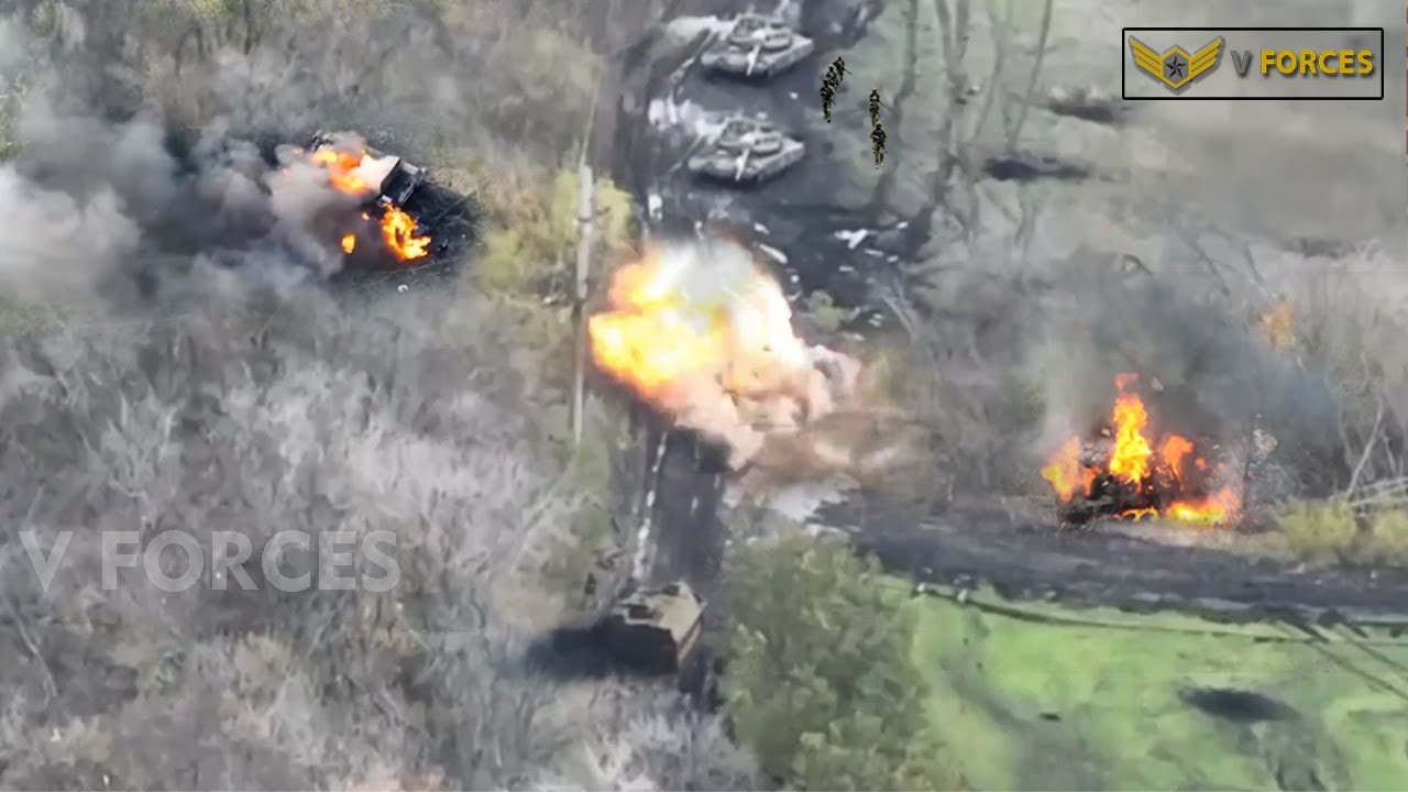 Ukrainian 95th Brigade destroys Russian tanks in close-range anti-tank missile attack.
