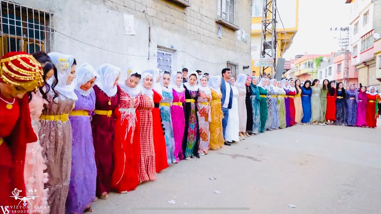 KÜRT KADINLARDAN EFSANE CİDDA!!!!FERHAT GÜZEL-(EKİBİ)SAVAŞ VE KAYAN AİLELERİ(GÜLCAN & EYÜP)#youtube 