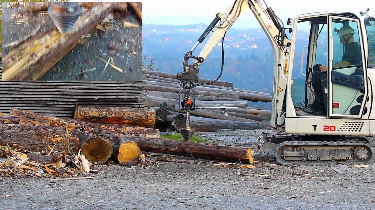 Holzspalter mit Minibagger Terex TC20