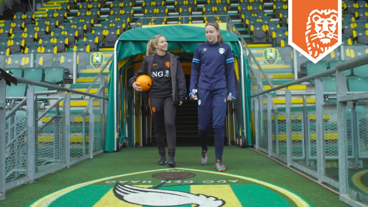 TALENTVOLLE LINKSBACK MET  SKILLS⚽! | FUTURE STARS