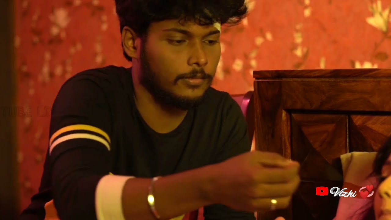 Manithar unarnthu kolla ithu manitha kadhal alla/ Niraimatha nilave/Ravi 😍 Renu love