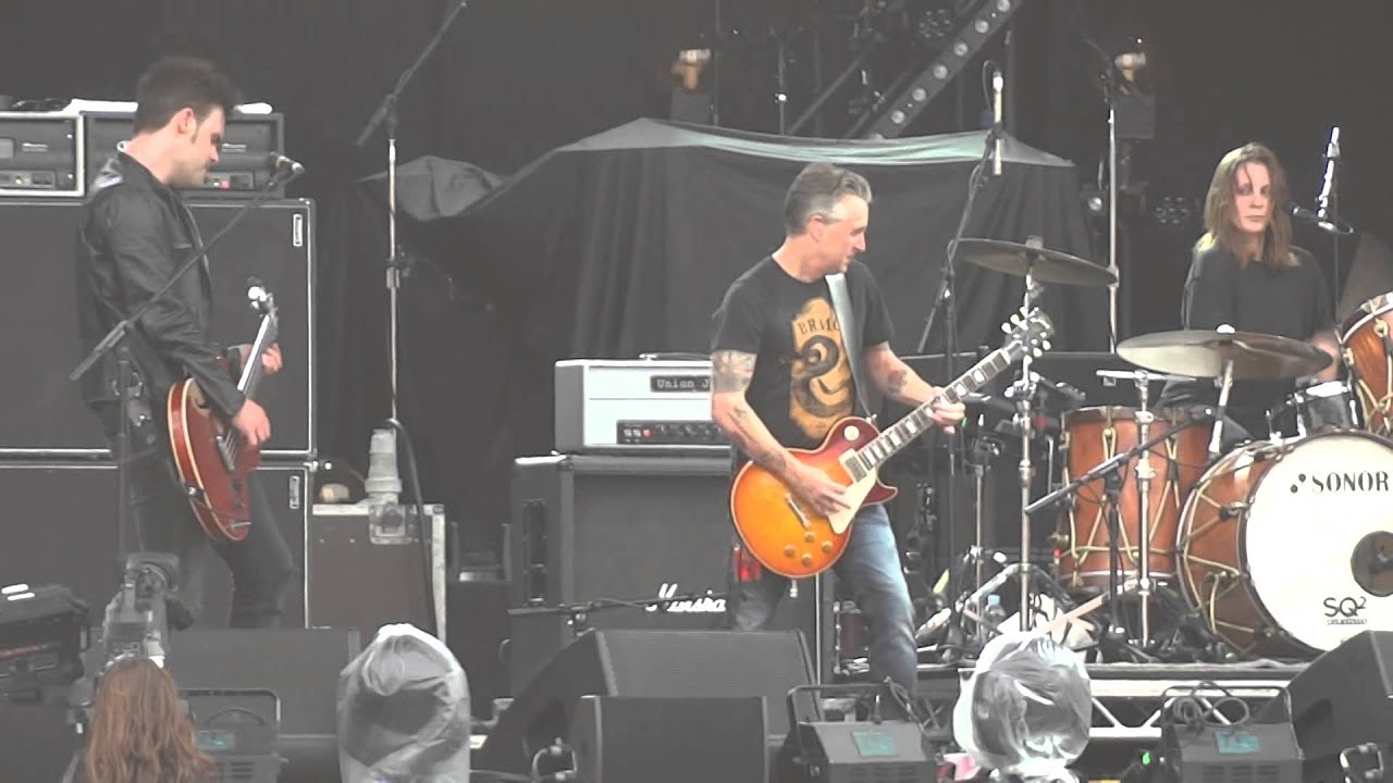 Black Rebel Motorcycle Club - Conscience Killer - (With Mike McCready) - Milton Keynes Bowl - 140711