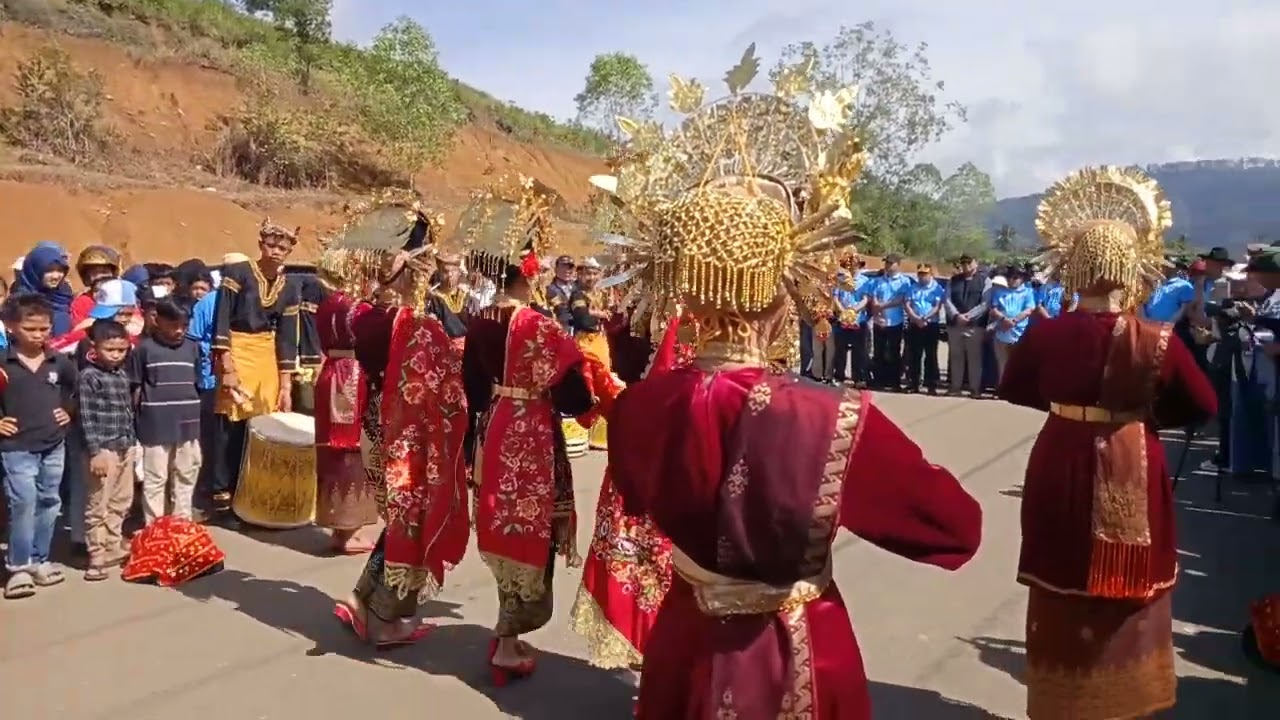 Pembukaan Alek Pacu Kuda , Bukit Gombak, Batusangkar 2026 Oleh Bupati Tanah Datar