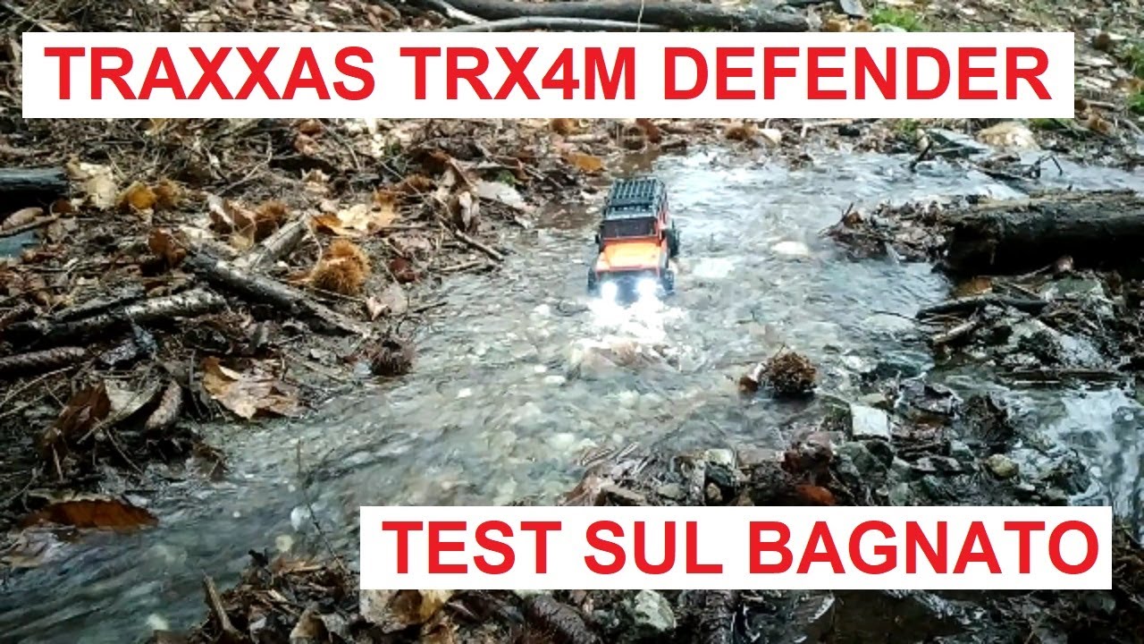 Traxxas TRX4M Defender: test sul bagnato
