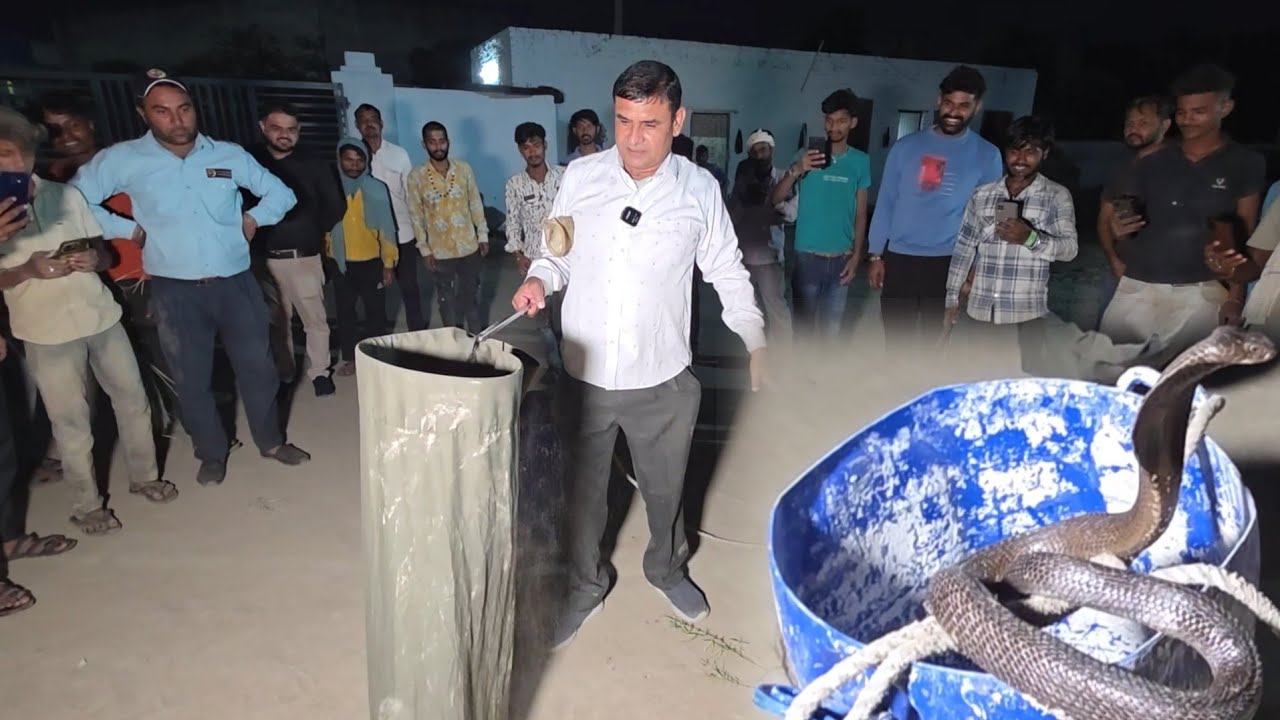 कुएँ के अन्दर खतरनाक मंजर /// सतीश फफड़ाना 9255130130