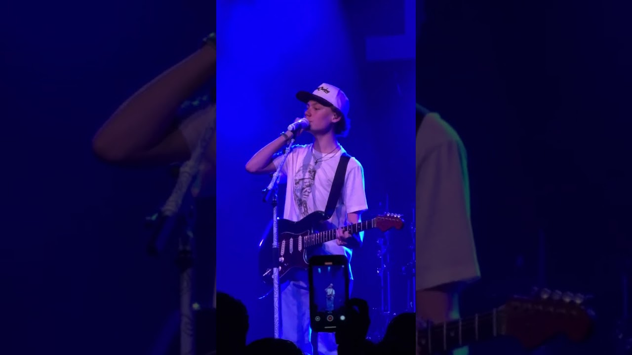 It Was You by @Maddox Batson live April 19th 2025 in Austin Texas.
