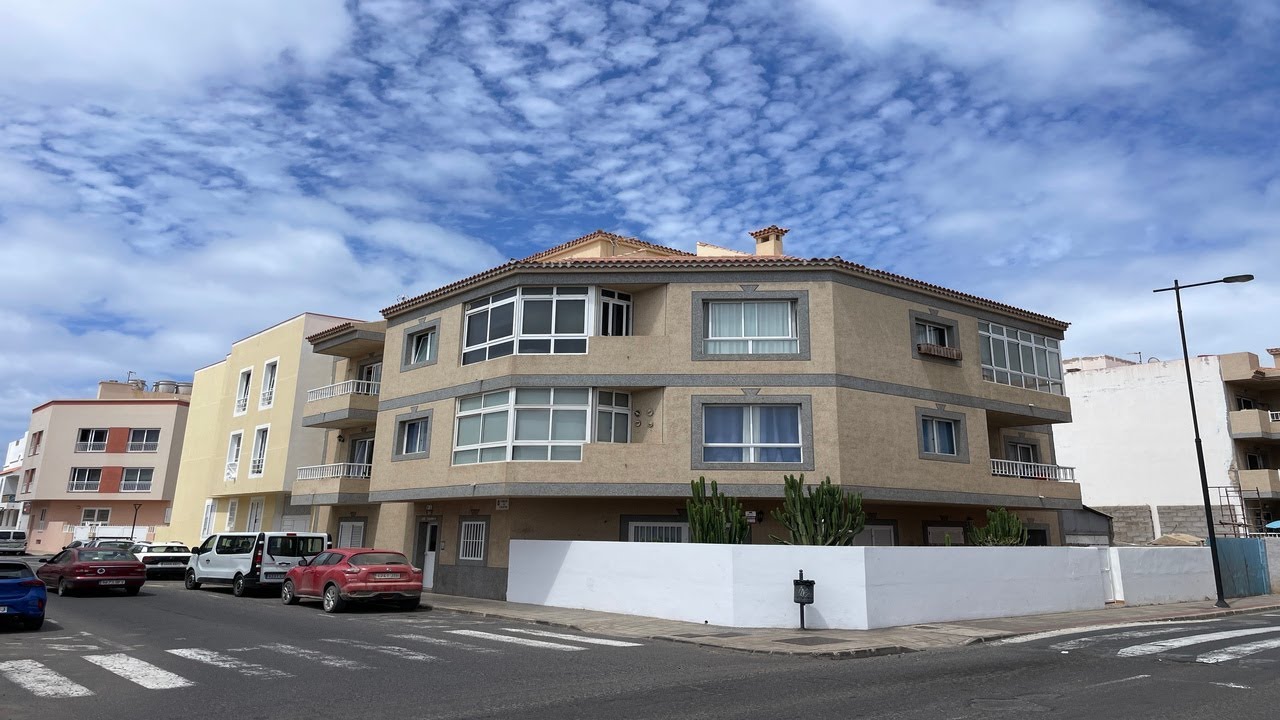 Huge Top Floor apartment now for sale in Corralejo !