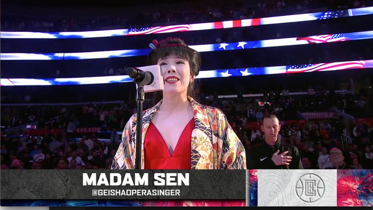 Madam Sen sings U.S National Anthem at Los Angeles Clippers Japanese Heritage Night