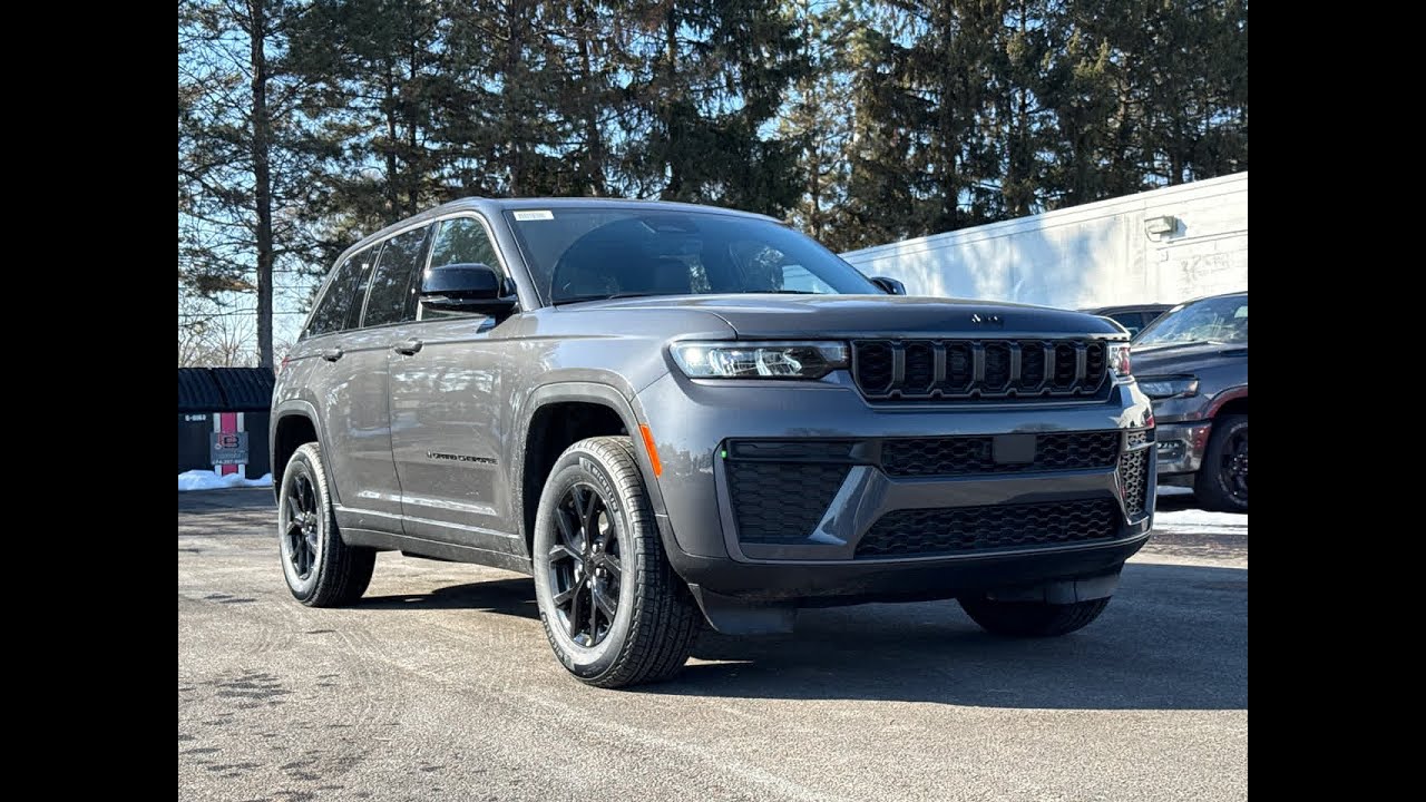 2026 Jeep Grand Cherokee Laredo Columbus, Whitehall, Dublin, Hilliard, Delaware OH