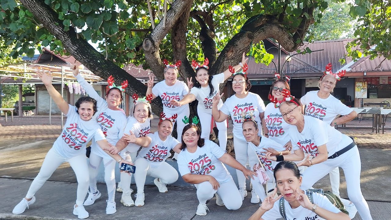 Goodbye 2025 Hello 2026 | May 2026 surprise you with peace. Zumba Remix by Simple Dance Step 2026
