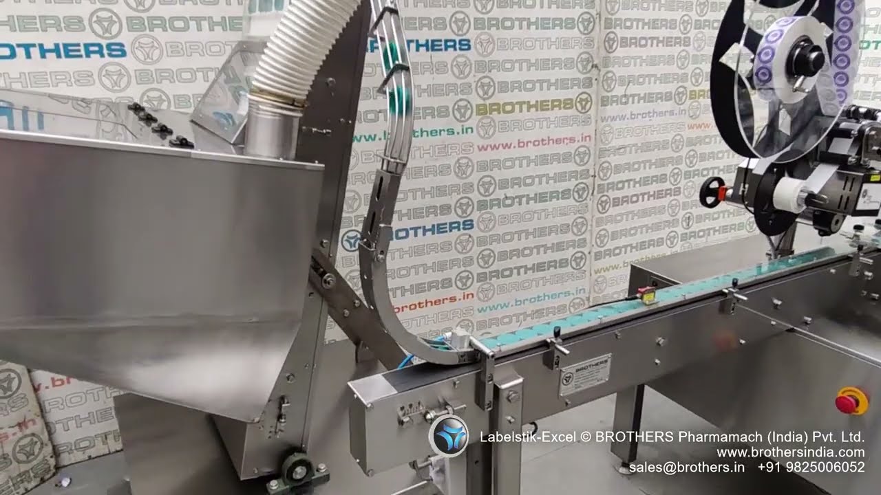 Cap Labelling Machine High Speed Labelling to apply Sticker Label on Top of Cap with 300 PPM