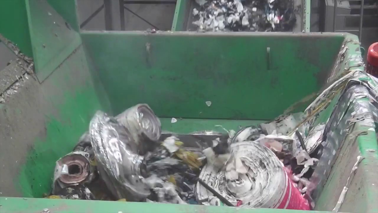 Lybover RECYCLING (BULK .ID) - RDF Recyclage met breker shredder door Haas Recycling