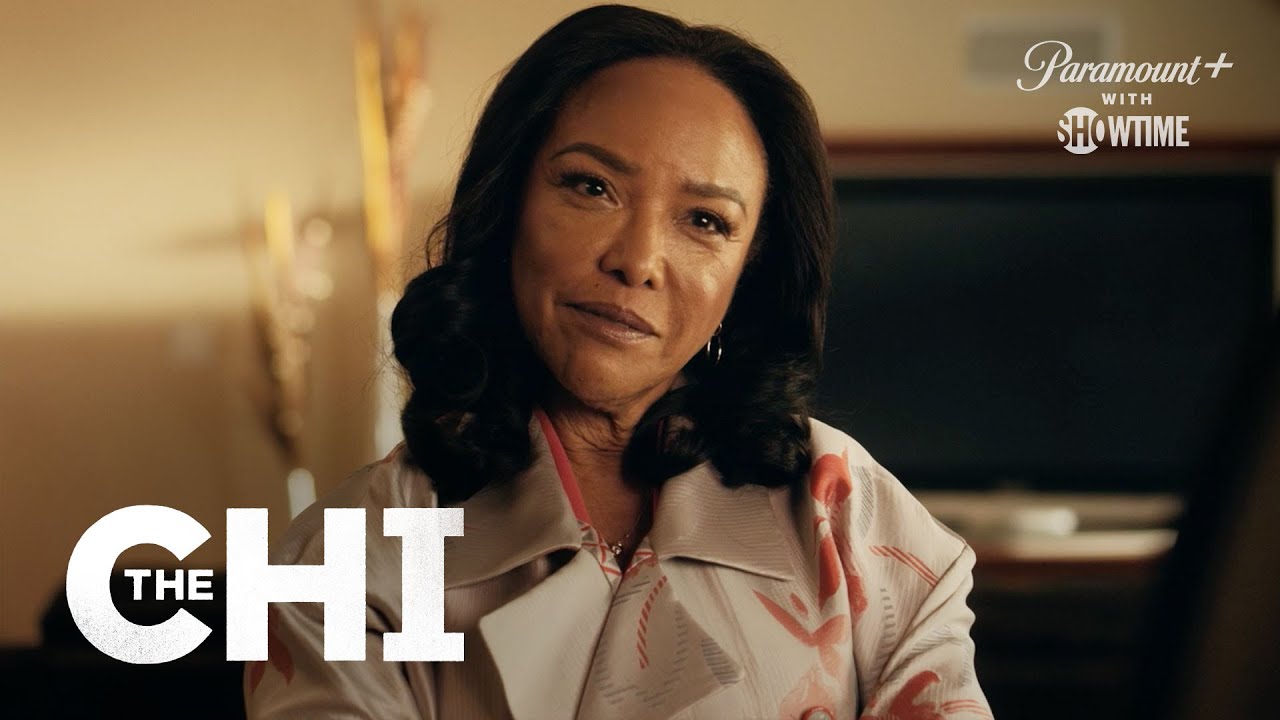 Alicia & Shaad Spark A Connection | S6 E10 Official Clip 1 | The Chi | Paramount+ With SHOWTIME
