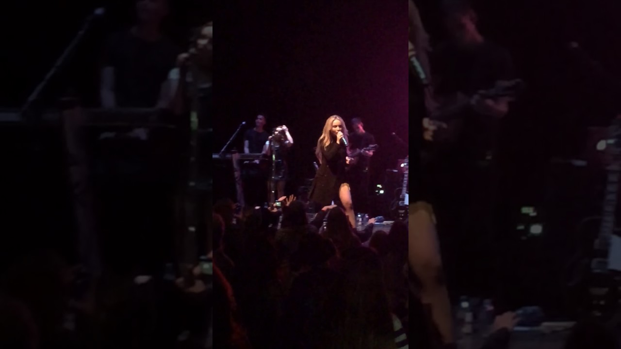 Sabrina Carpenter cover of - Beautiful - by Christina Aguilera EVOLution Tour Santa Barbara 10/29/16