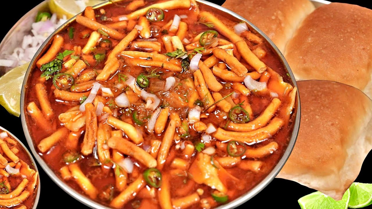 Kolhapuri Misal Pav | झणझणीत कोल्हापुरी मिसळ पाव की ऐसी मजेदार रेसिपी जो एकबार खाये तो खाते ही जाए