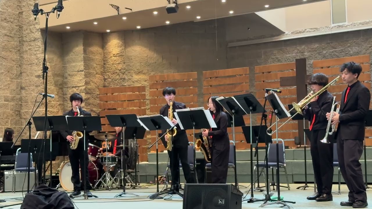 Max & The Caravan @ The Vancouver Kiwanis Music Festival (1)