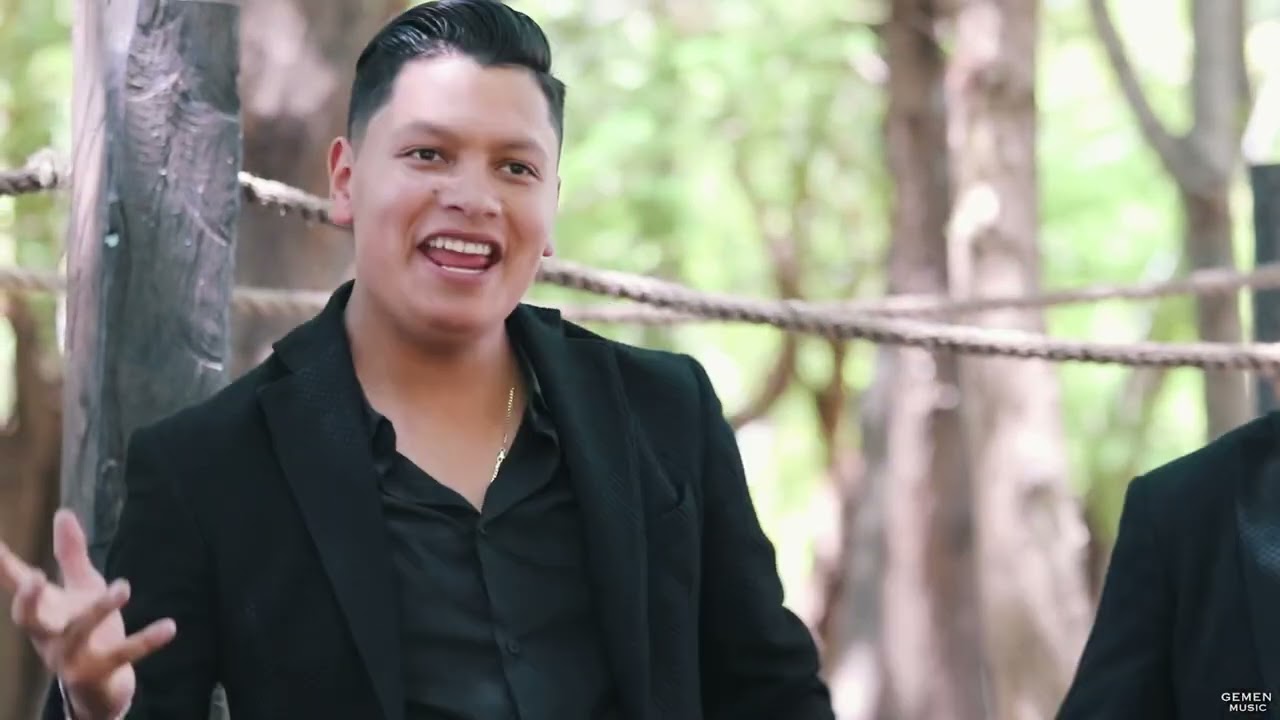 “NI QUE ESTUVIERAS TAN BONITA” Videoclip Oficial 2025 Grupo Estruendo ft Chino Orquesta Yawakua