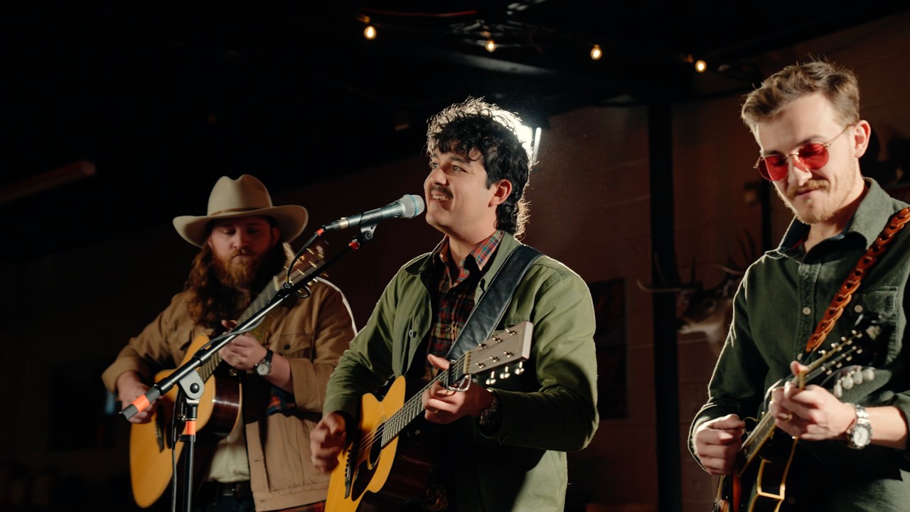 Flatland Cavalry - On And On | Box Session | Turtlebox Audio