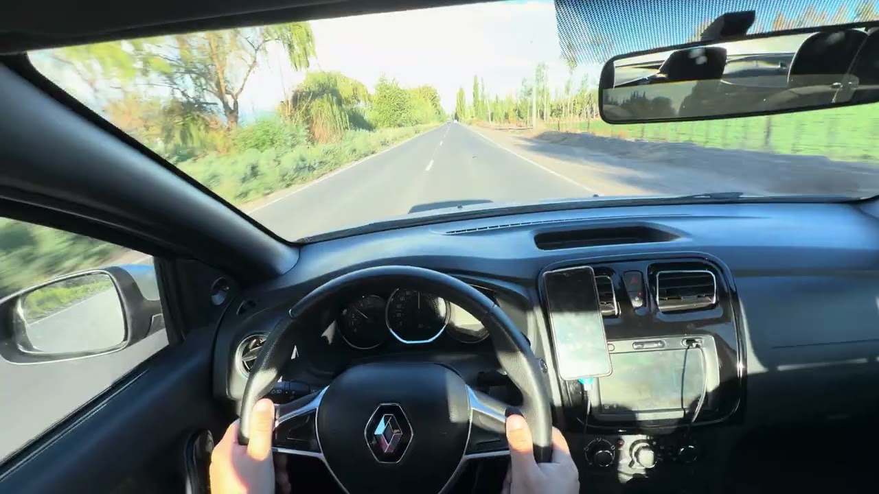 Manejando un Renault Logan zen 