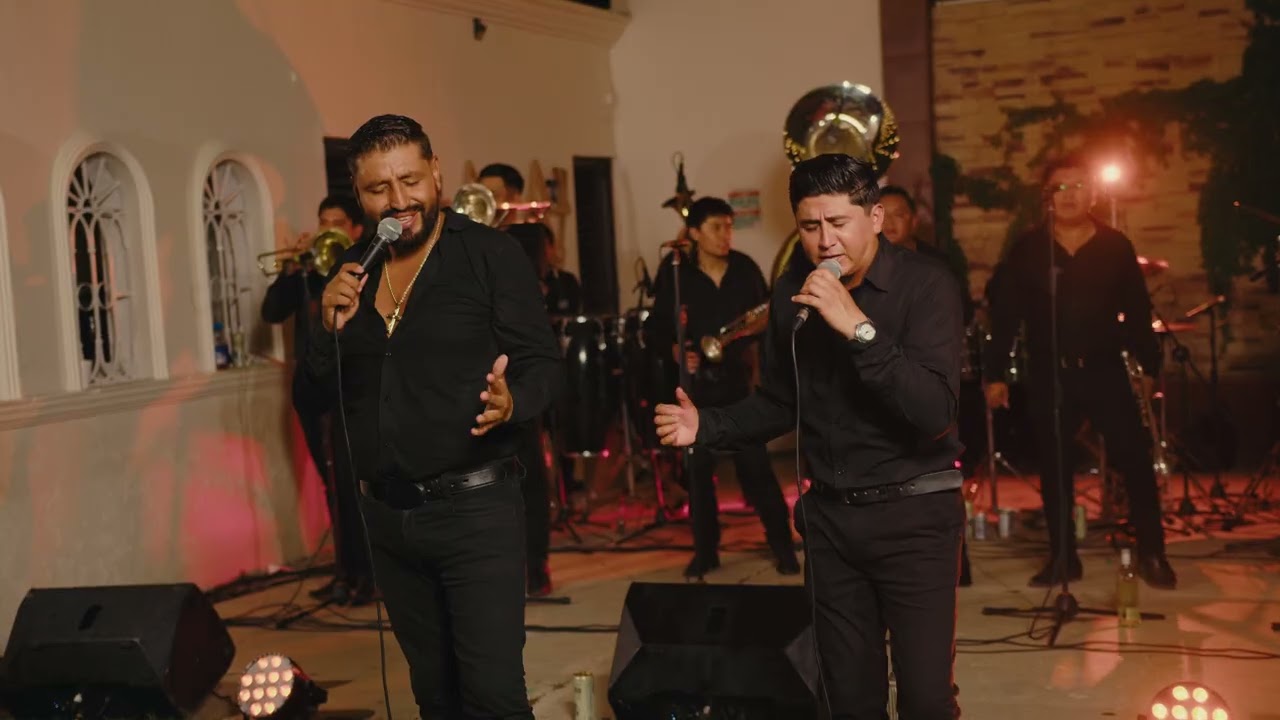 Tu Eterno Enamorado - Banda In&eacute;dita ( Video Musical En Vivo )