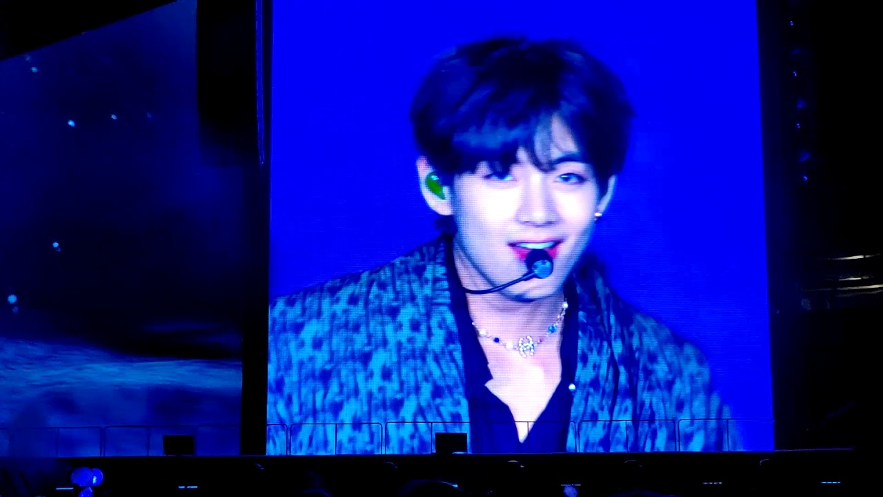 BTS (방탄소년단) V Solo - 