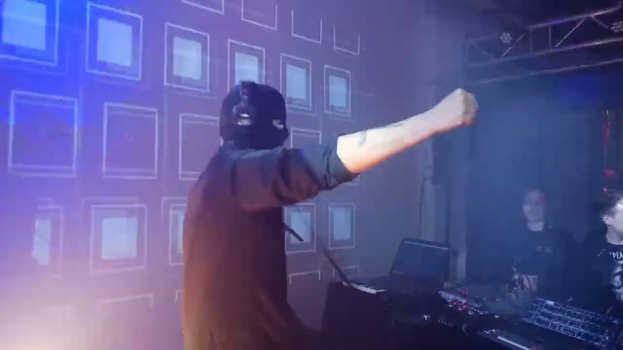 LE SYNDICAT ELECTRONIQUE Live (excerpt) / Kernkrach Festival 2025 - Germany